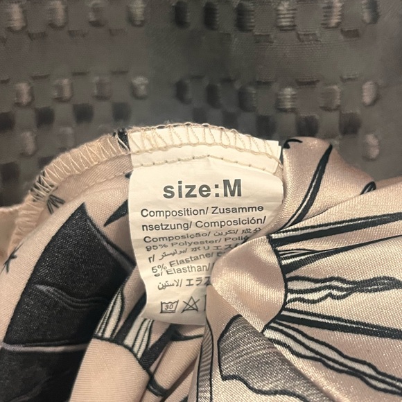 Crisscross back nightie - Picture 2 of 3